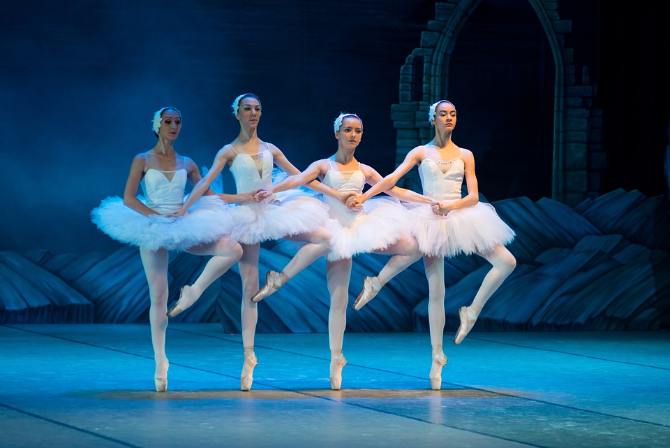 ROCKVILLE, Md., April 20, 2015 /PRNewswire/ -- American Dance Institute announced today that, beginning in September 2015, it will support the expansion of the CityDance School & Conservatory, headquartered at the Music Center at Strathmore, into studio space at ADI's Rockville facility.